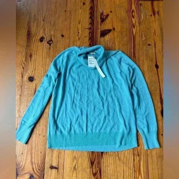 Caslon Cozy Turtleneck Sweater - Picture 4 of 4